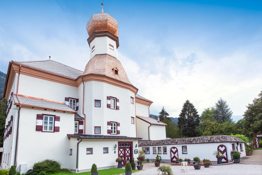 Schlosshotel Mitterhart Швац Экстерьер фото